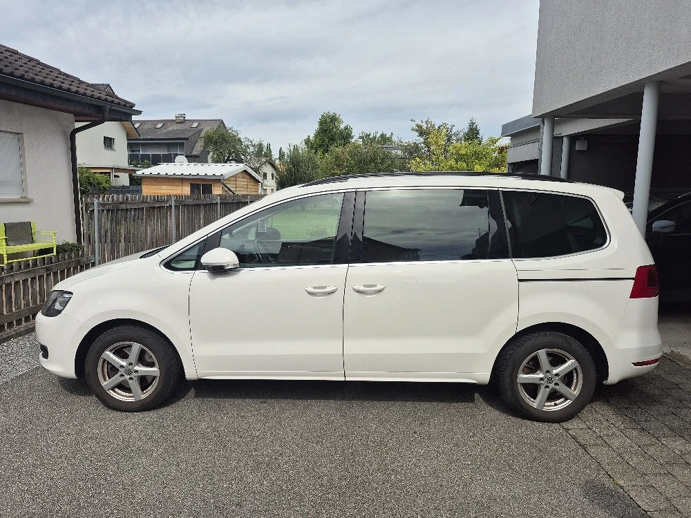 VW Sharan 
