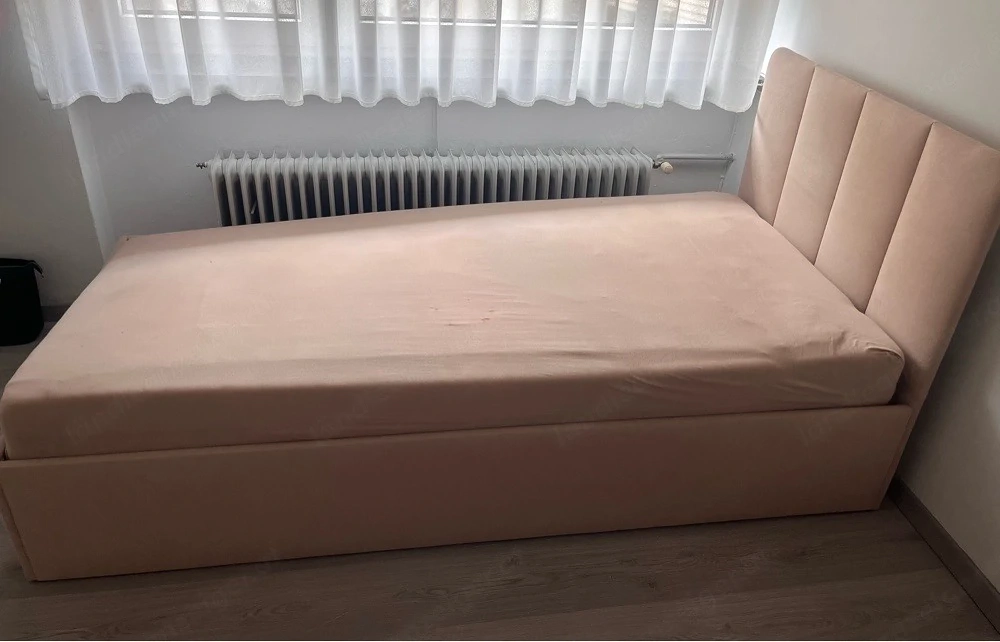 einzelbett mit matratze