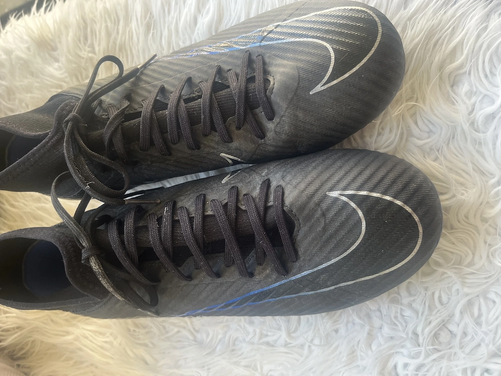 Nike Air Zoom Gr.42 Fußballschuhe 