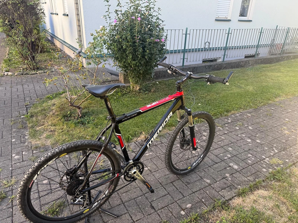 Mérida Mountain-Bike HFS XT Edition