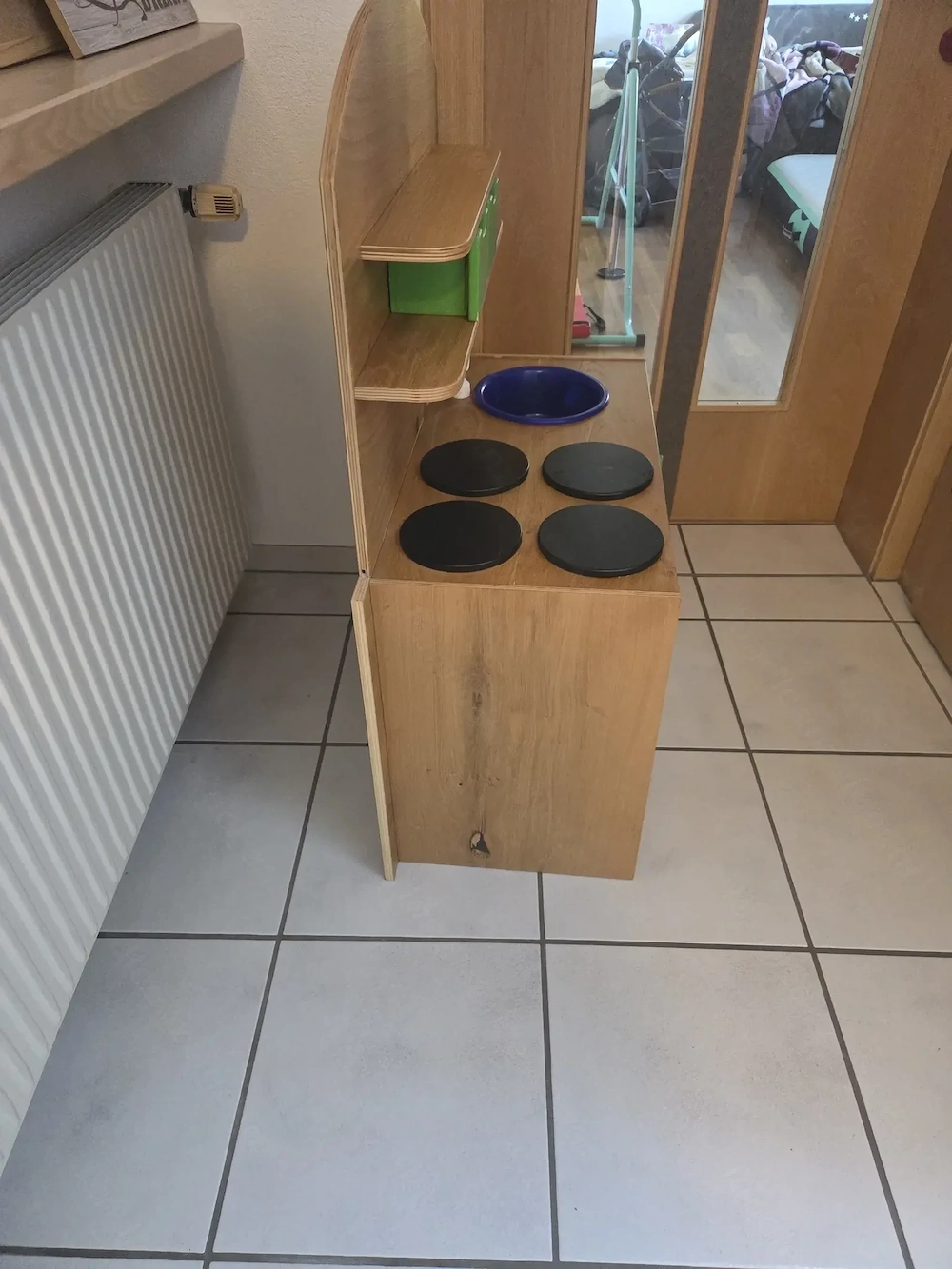Spielküche aus Holz