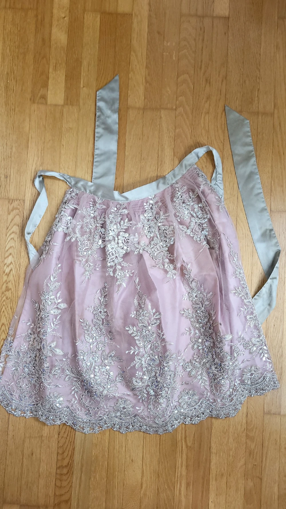 Stockerpoint Dirndl rosa silber