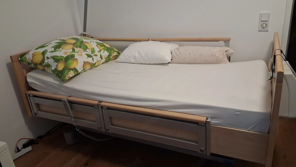 Neuwertiges Pflegebett zu verkaufen!