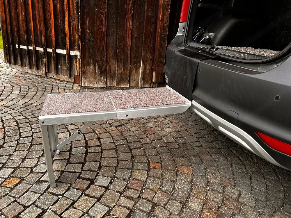 Autoeinstiegshilfe für Hunde