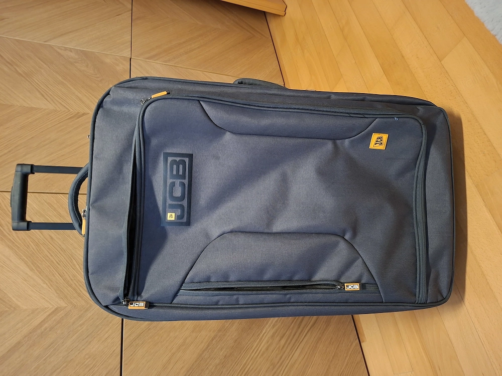 Koffer Grau ca. 72x44x23cm