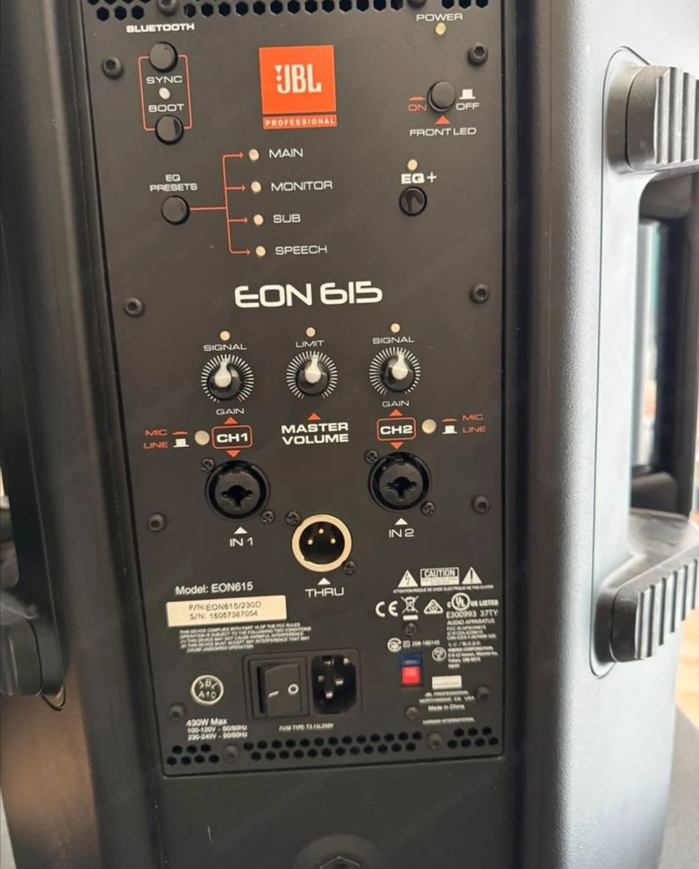 JBL eon 615 