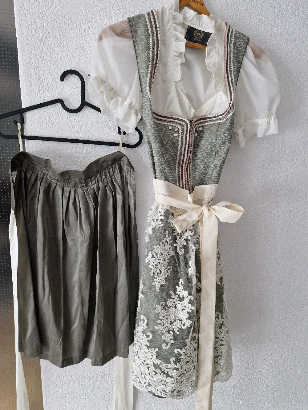 Damendirndl