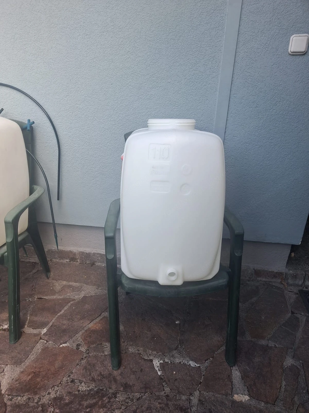 Mostfässer Plastik und Edelstahl 