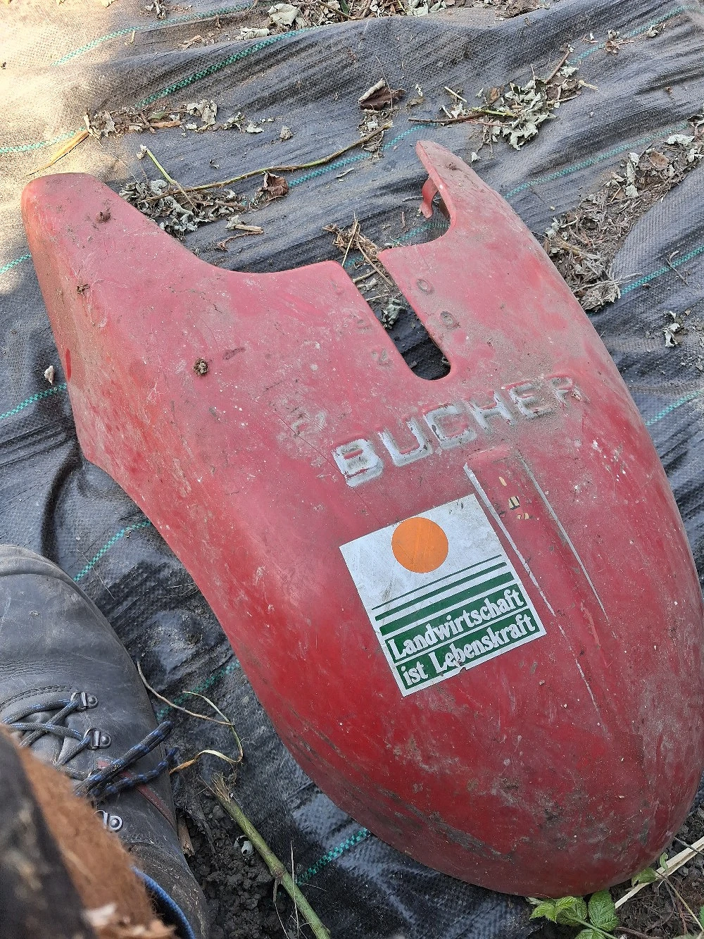 Bucher Motorhaube Einachser
