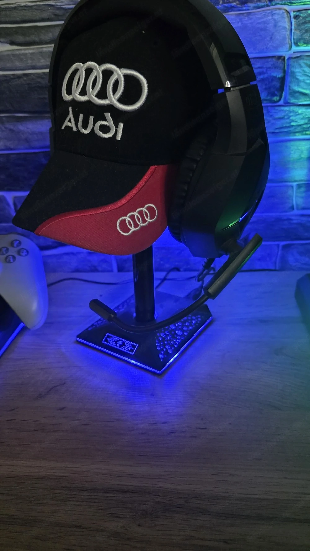 xbox Festplatten je 1TB, Headset + Ständer, Spiele , Zubehör 