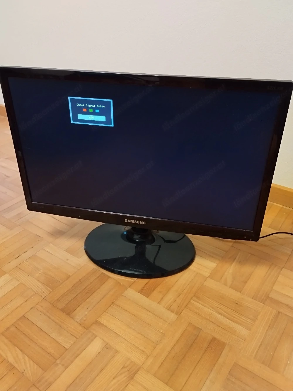 Bildschirm 21"