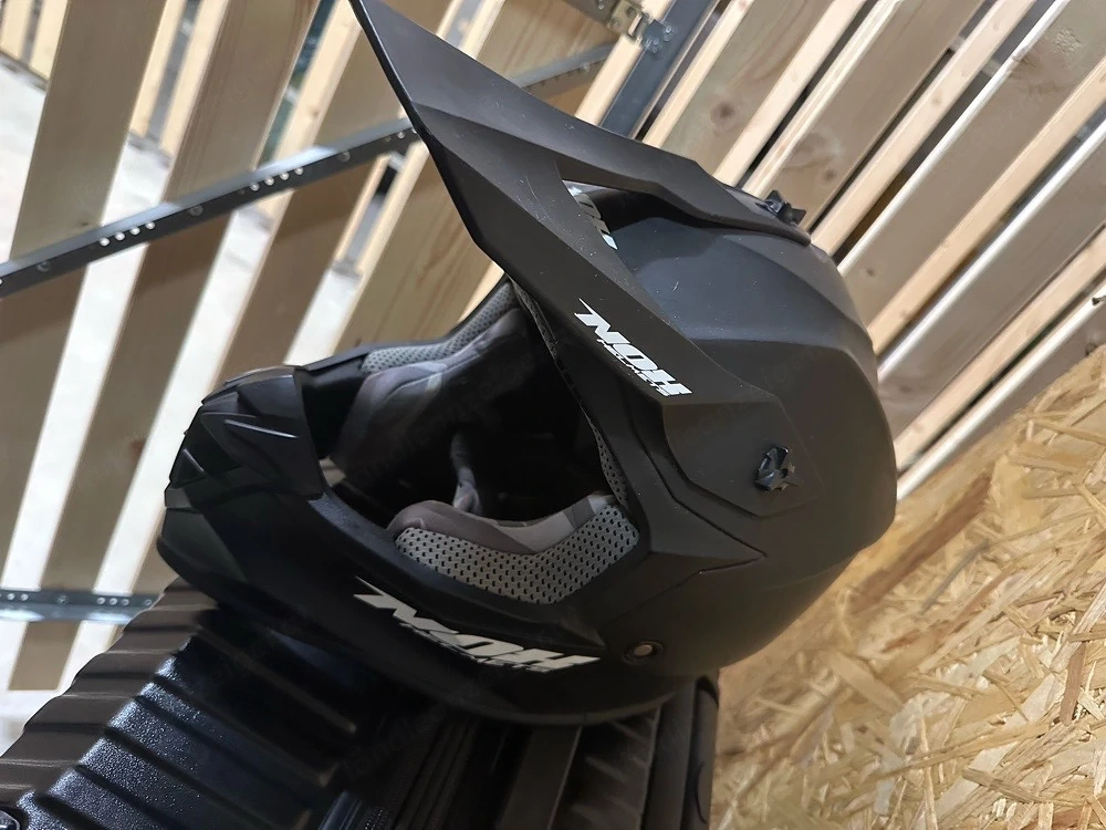 Mopedhelm (Crosshelm) Nox