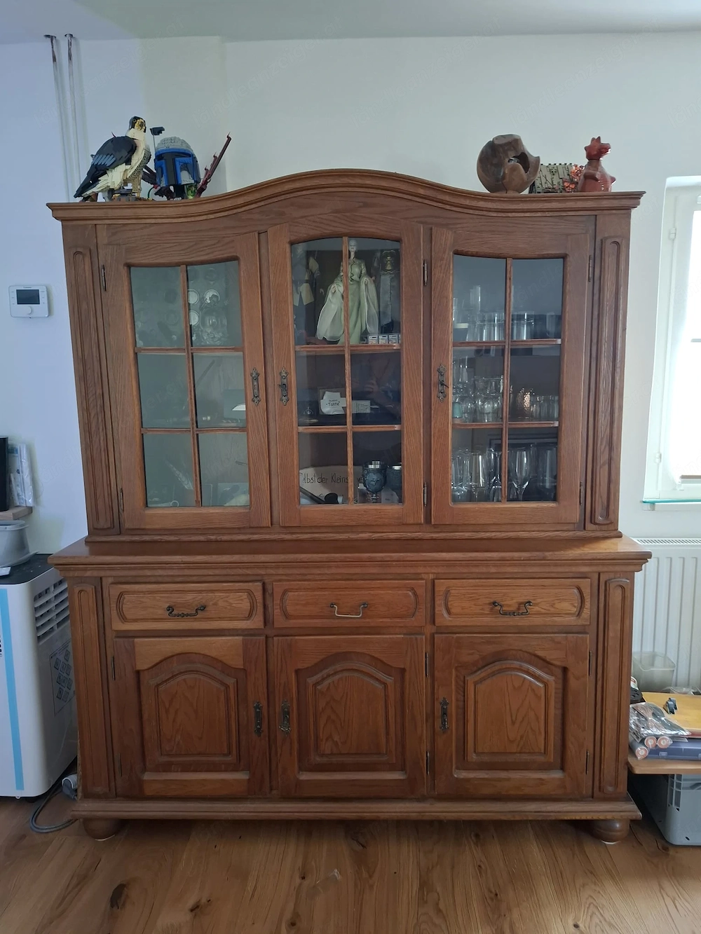 2-Teilige Glasvitrine in sehr guten Zustand