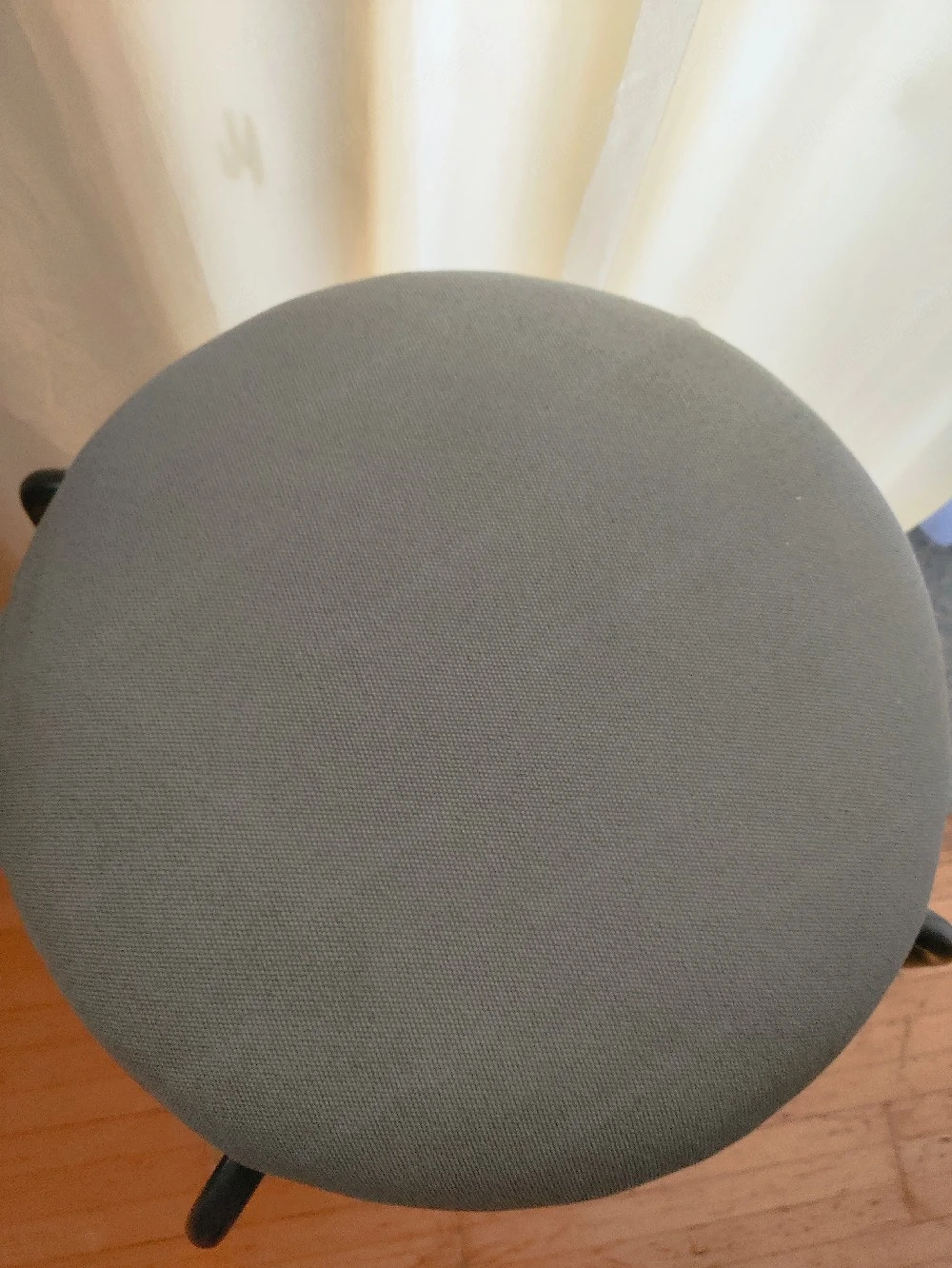 Hocker Metall und Textilien 