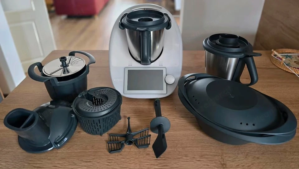 Thermomix TM6, viel Zubehör