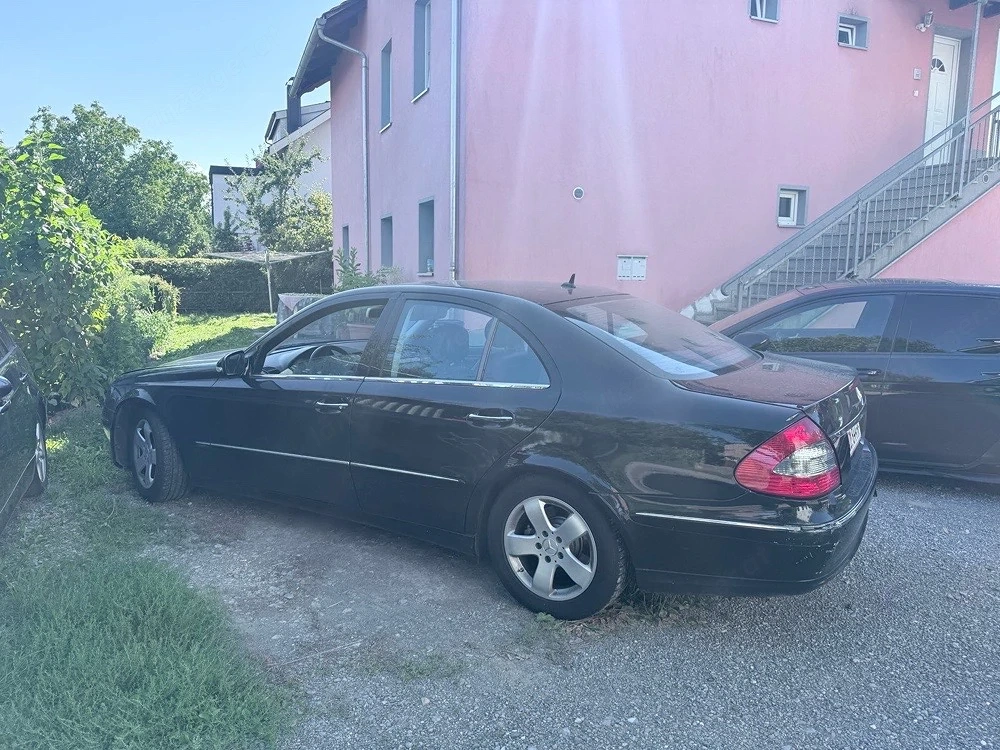 Mercedes-Benz E220 CDI, W211