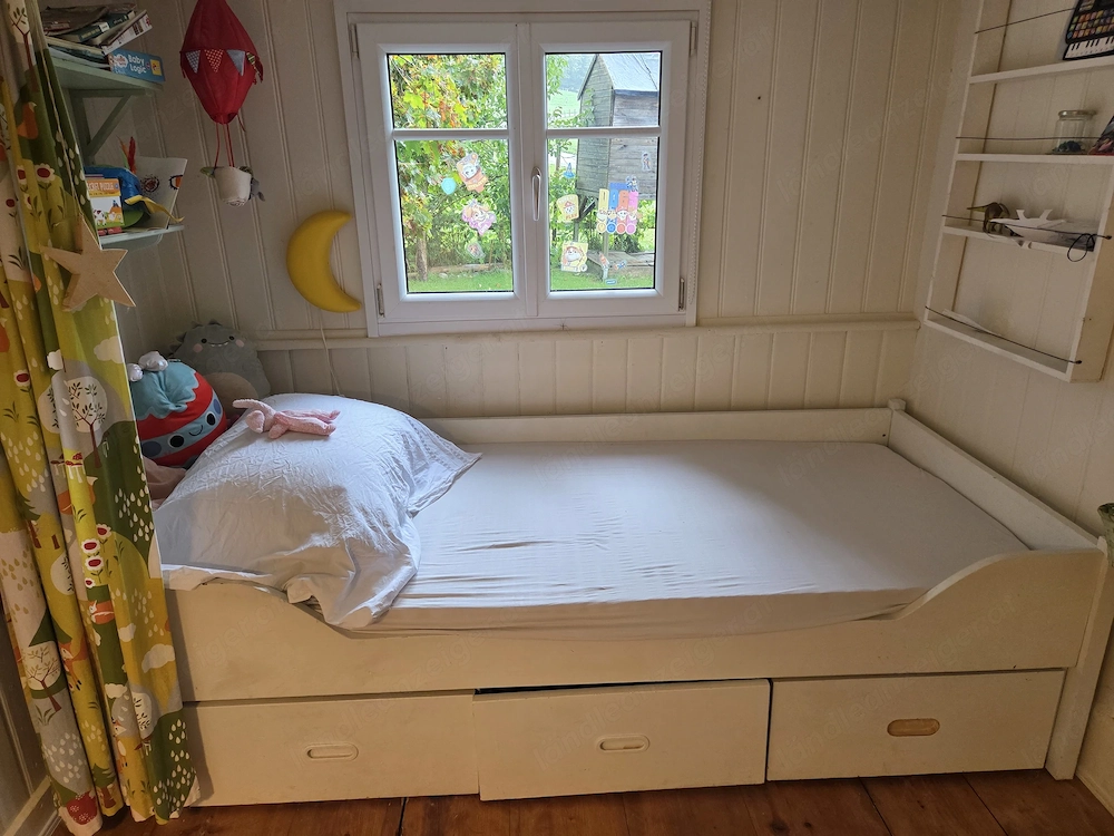 Schönes Kinderzimmer abzugeben