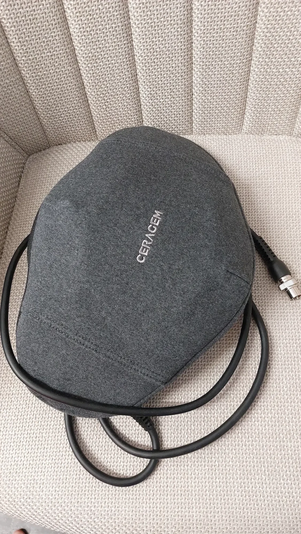 Ceragem Bauch Vibrationsprojektor für Massageliege Model V4 schwarz wie Neu