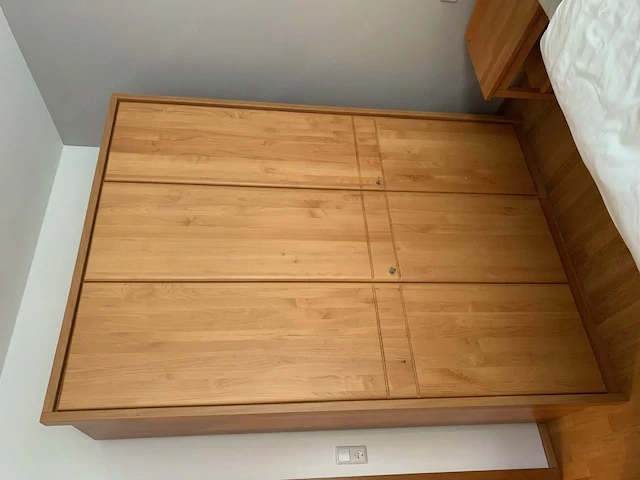 Schrank Schlafzimmer