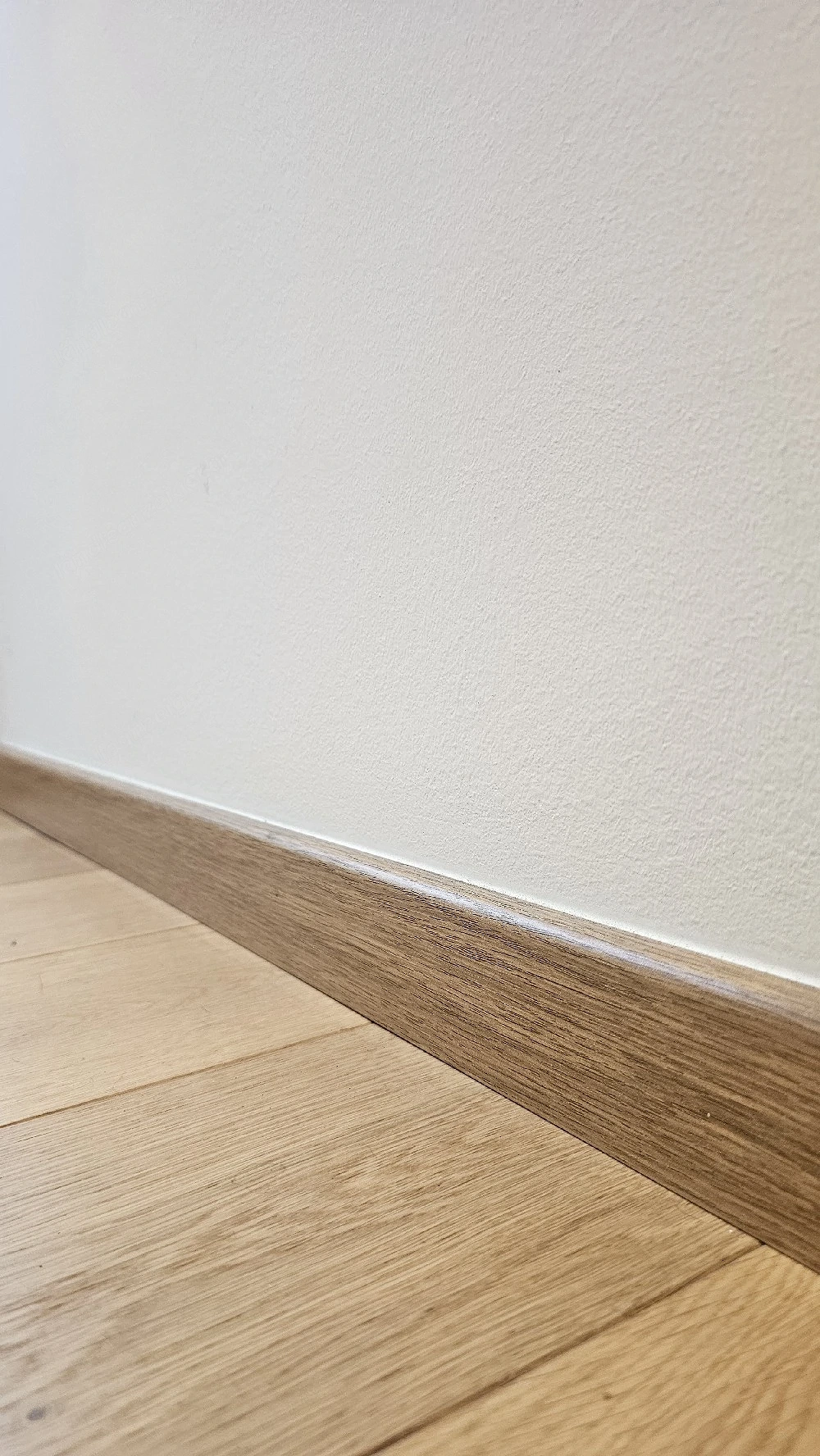 Sockelleisten glatt   Eichenoptik | 7 Stück