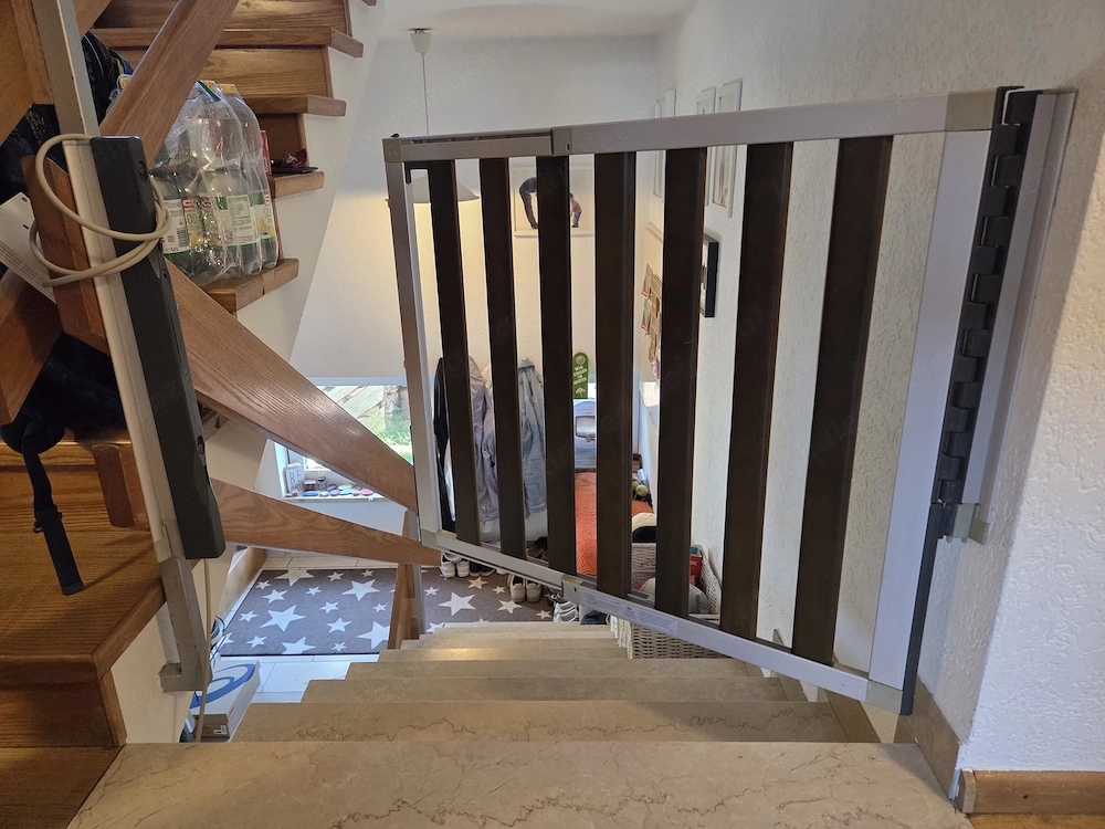 numi. Türgitter Holz