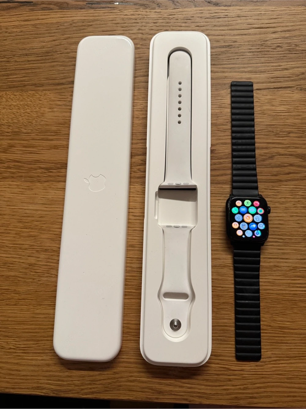 Apple Watch SE 2. Gen 44mm   Glas gesprungen - Display voll funktionstüchtig