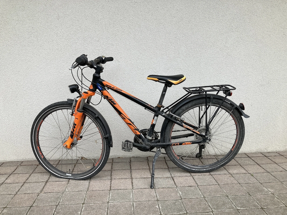 24 Zoll Kinderfahrrad zum Ausschlachten zu verschenken 