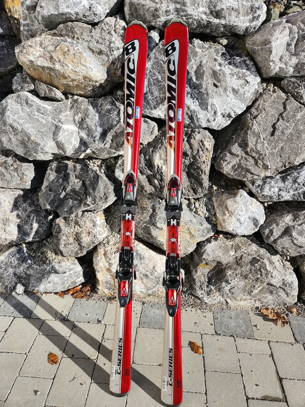 Alpinski mit Bindung, Stöcken & Schuhen 