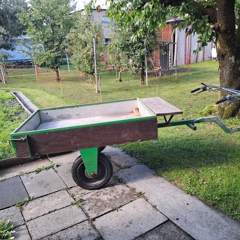 Anhänger für Schlepper
