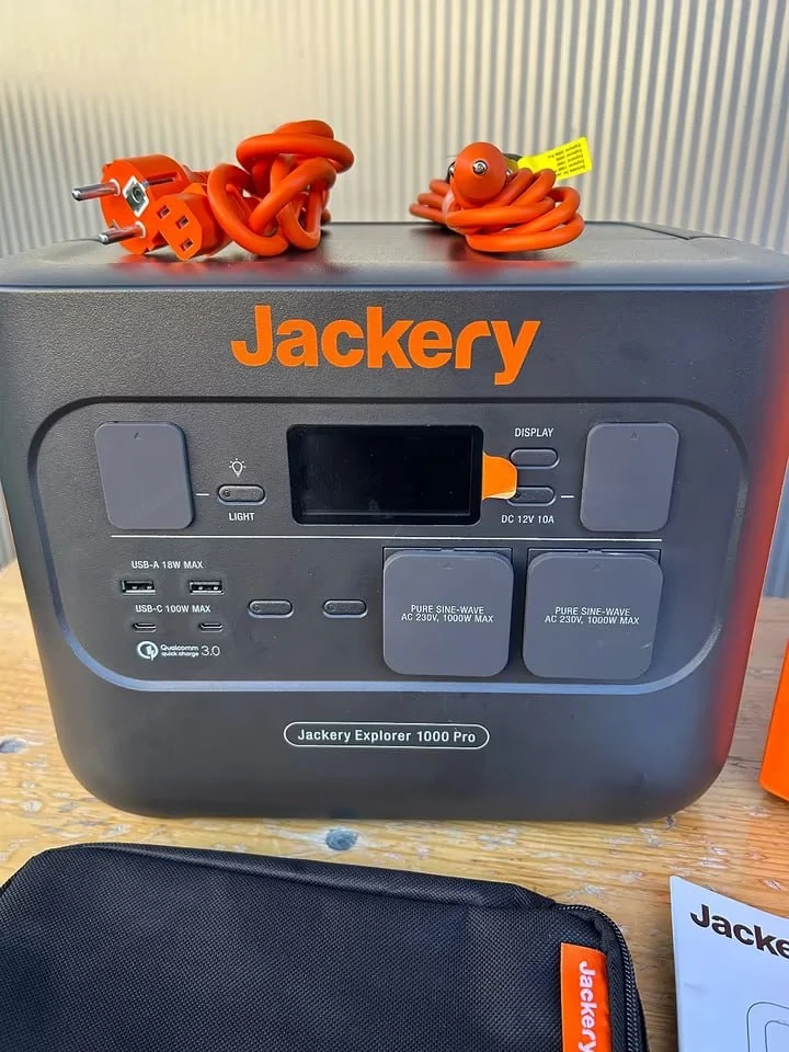 Jackery station