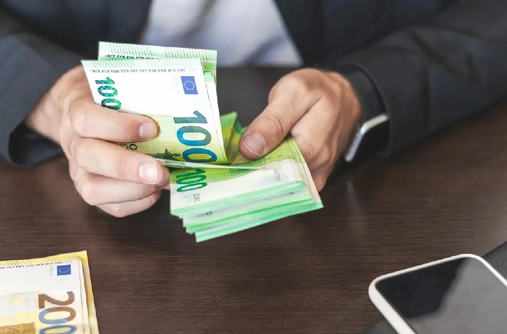Finanzierung und Investition zu sehr einfachen Konditionen  Suchen Sie nach Mitteln zur Umsetzung Ih