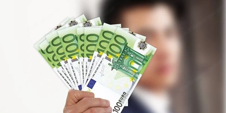 Finanzierung und Investition zu sehr einfachen Konditionen  Suchen Sie nach Mitteln zur Umsetzung Ih