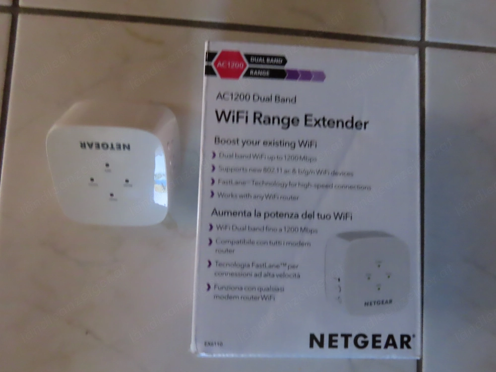 NETGEAR WLAN Verstärker mit Steckdose