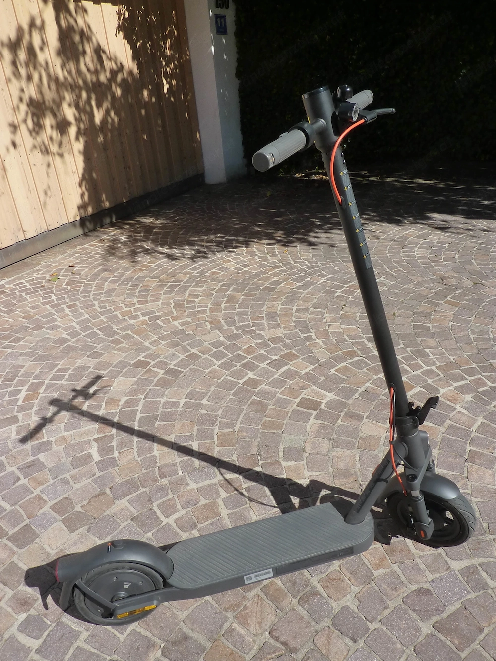Xiaomi Electric Scooter, 8 Monate alt, wie NEU