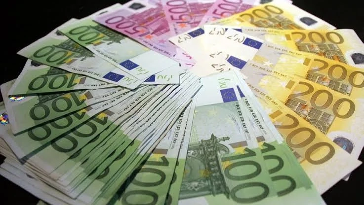 Top-Kreditangebote: Finden Sie die passende Finanzierungslösung für Ihre Bedürfnisse  Ob Privatperso
