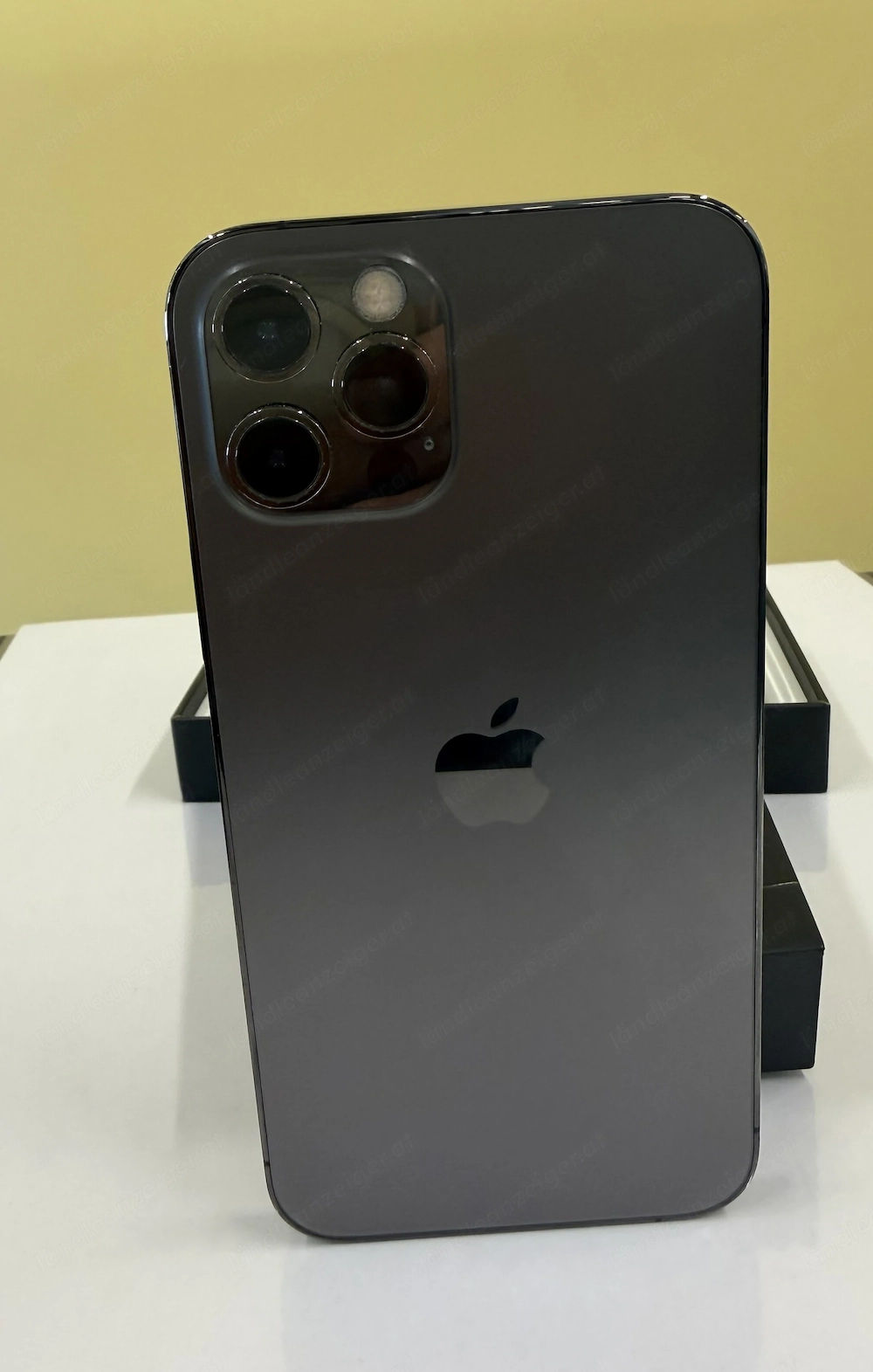 iPhone 12 Pro 128 GB Graphit   Guter Zustand