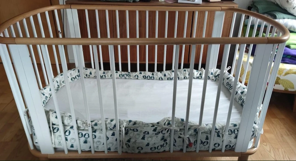 Wunderschönes Baby- Kinderbett Laufstall