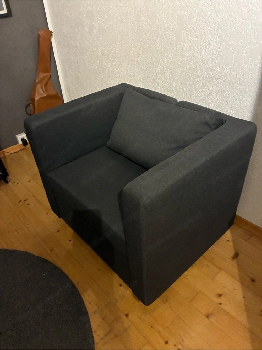 Sofastuhl zum Liege machen