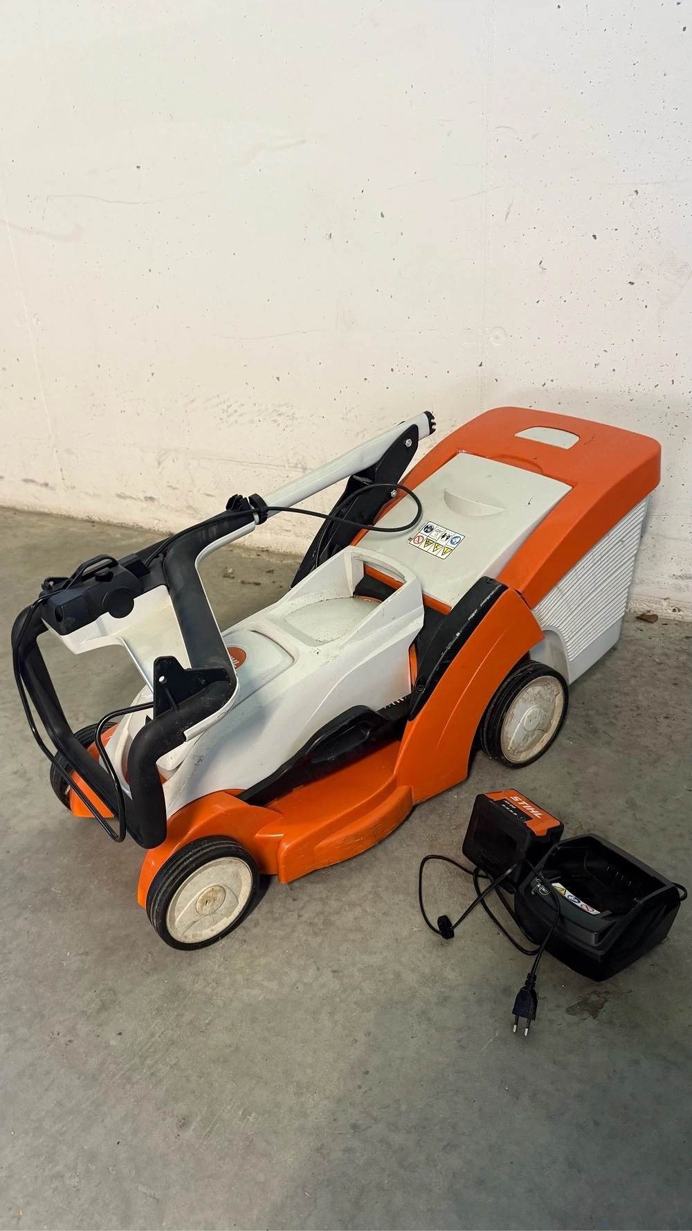 STIHL Akku-Rasenmäher RMA 239 C Set mit AK 20 und AL 101