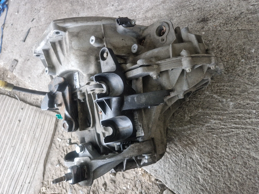 Opel Vivaro 1.6 dci Getriebe
