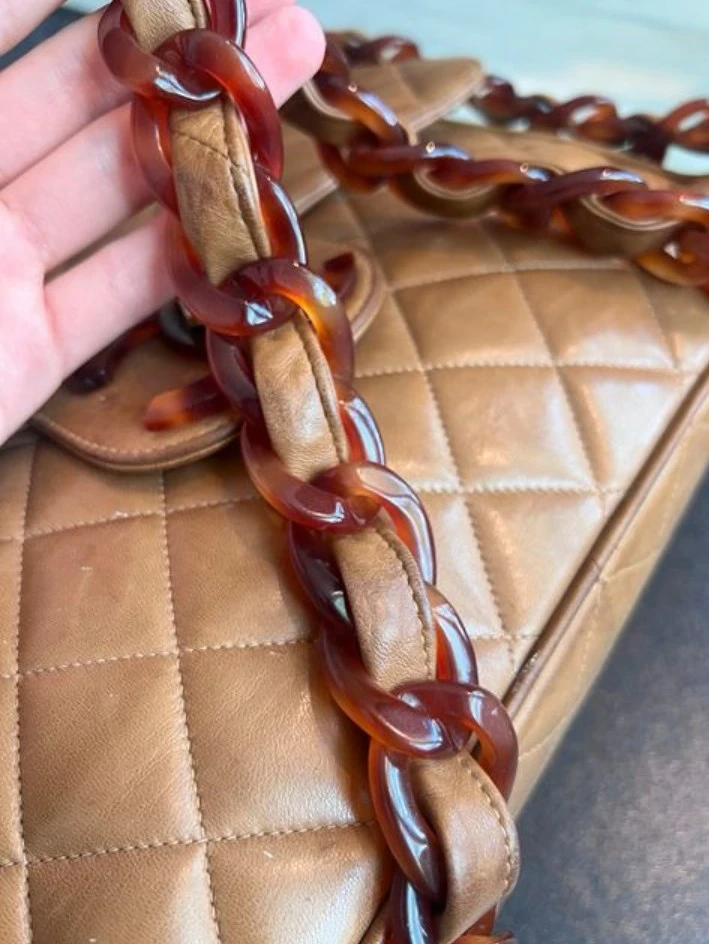 Chanel retangular 