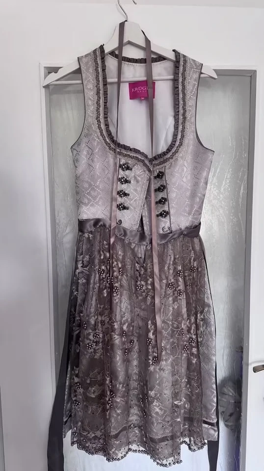 Krüger Dirndl Gr 36 - Farbe Taupe