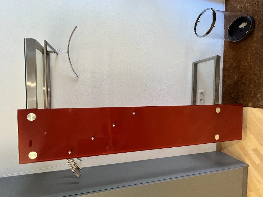 Verkaufe schöne gebrauchte Garderobe. 