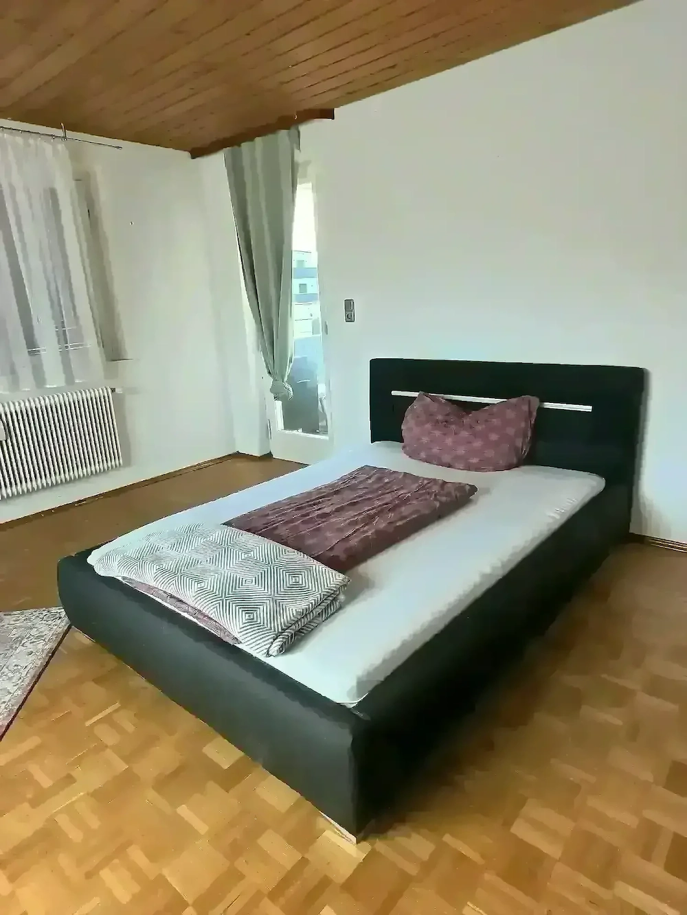 Zimmer zu vermieten  -  1-Zimmer in WG