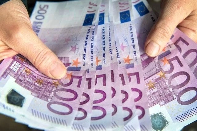 Kredi!te: für Landwirtschaft, Industrie und Immobilien   von 10.000   bis 900.000.000    Suchen Sie 