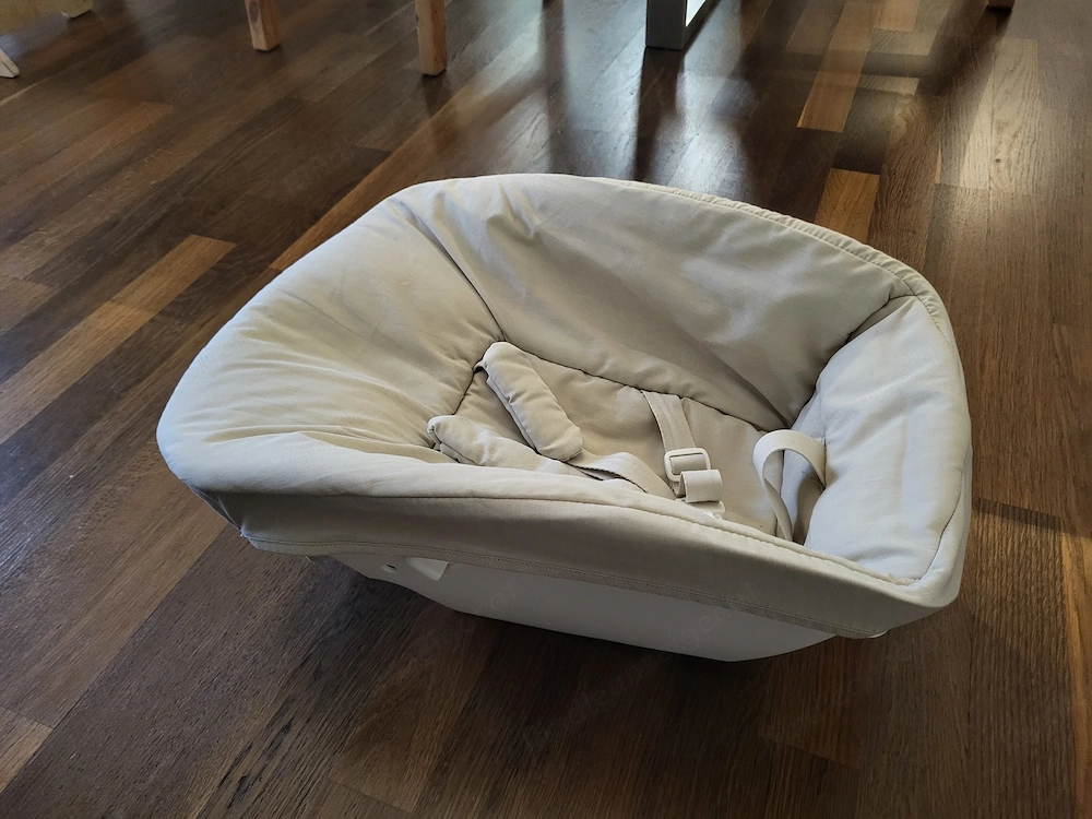 Stokke Tripp Trapp Newborn Babyschale