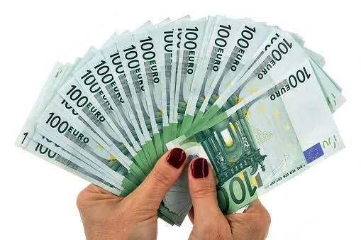 Wir vergeben KREDI!T und Investitionskapital zu sehr einfachen und schnellen Konditionen.  Ob Privat