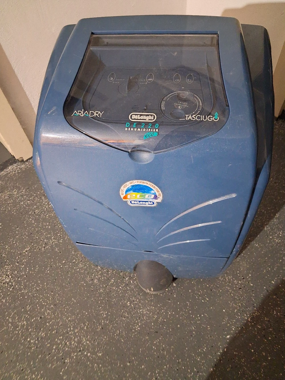 Delonghi Luftentfeuchter