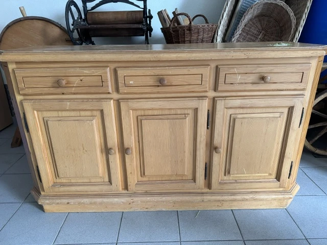 Schrank zu verschenken