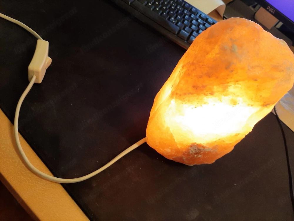 Salzkristalllampe - Salzsteinlampe mit Kabel & Schalter